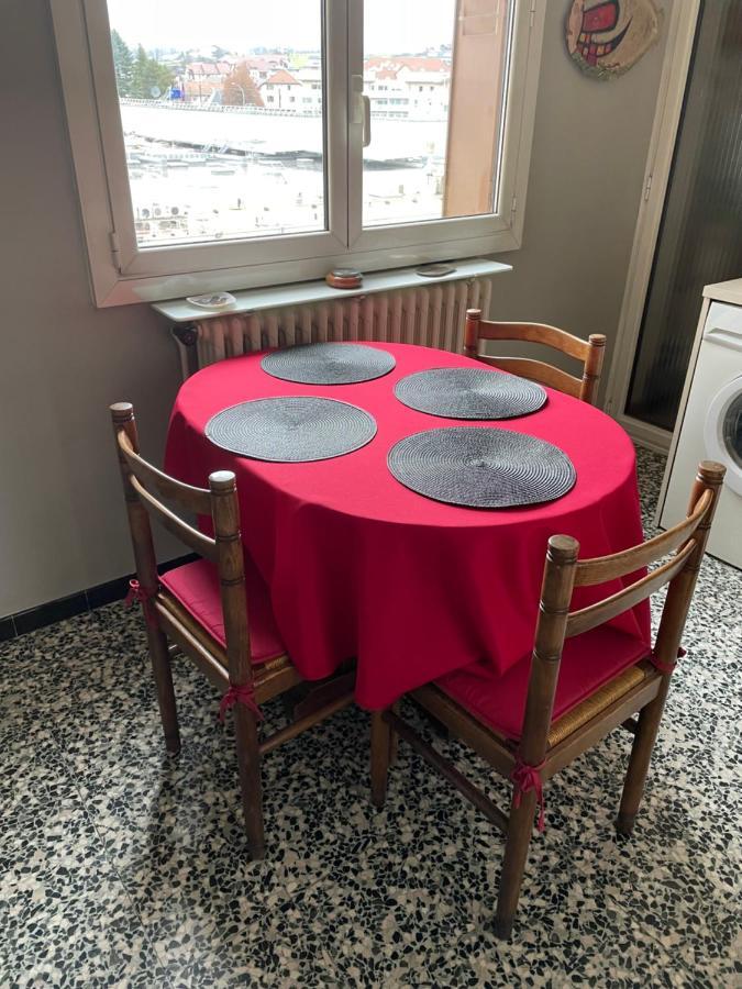 Le Chouki Lejlighed Annecy Eksteriør billede